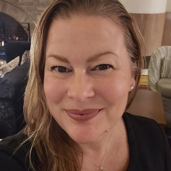 Meet your Posher, Kelly - Picture 1 of 1